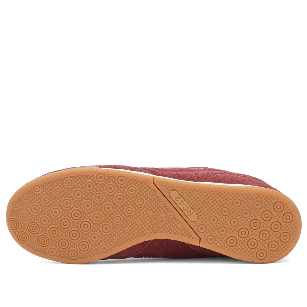 New Balance URC42HF Classic Crimson